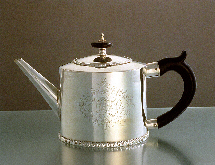 Teapot Slider Image 2